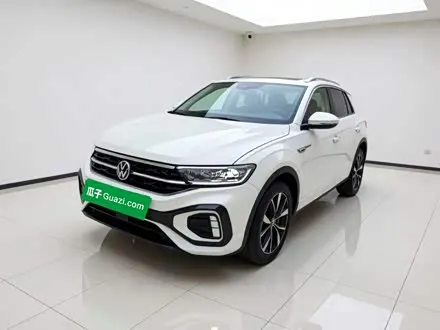 VOLKSWAGEN T-ROC 2023