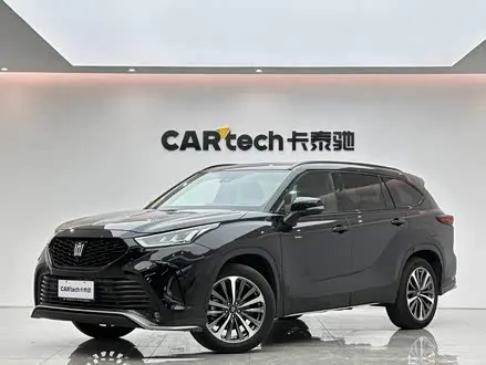 TOYOTA CROWN KLUGER 2024