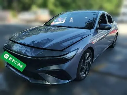 HYUNDAI ELANTRA 2023