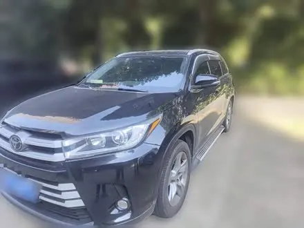 TOYOTA HIGHLANDER — из Китая под ключ