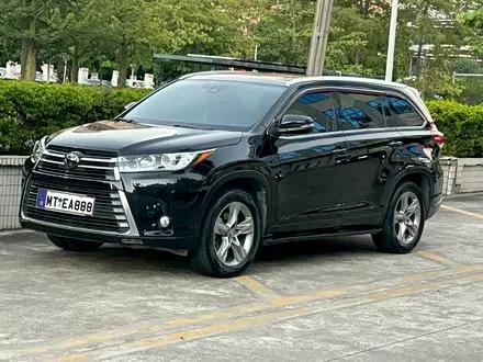 TOYOTA HIGHLANDER — из Китая под ключ