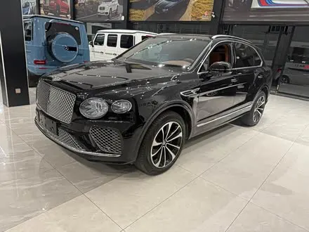 BENTLEY BENTAYGA 2021