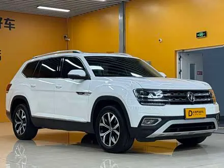 VOLKSWAGEN TERAMONT 2017