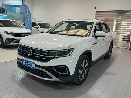 VOLKSWAGEN TAYRON 2024