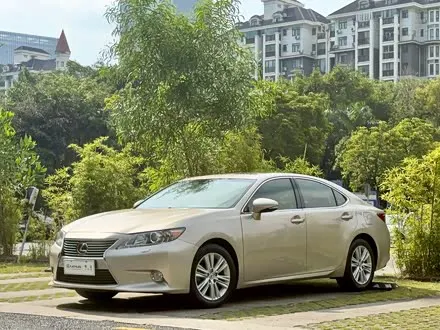 LEXUS ES — из Кореи под ключ