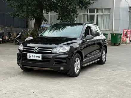 VOLKSWAGEN TOUAREG 2011