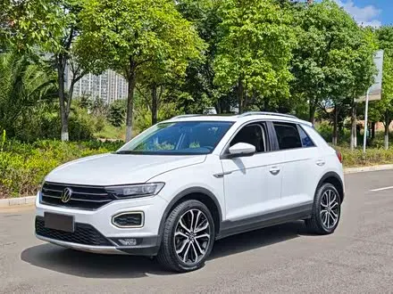 VOLKSWAGEN T-ROC 2021