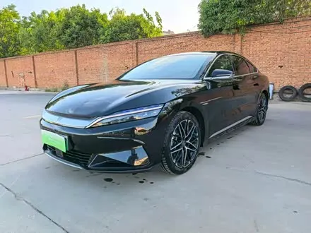 BYD HAN 2025