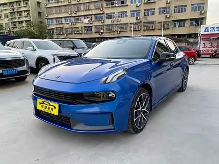 LYNK & CO 03 2021