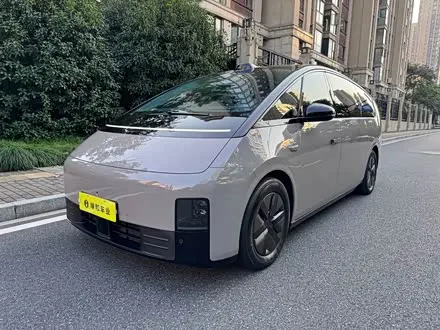 LI AUTO MEGA 2024