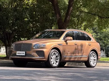 BENTLEY BENTAYGA 2021
