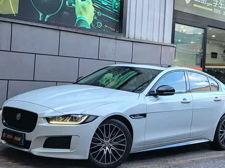 JAGUAR XE 2018