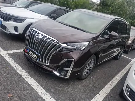 BUICK GL8 — из Китая под ключ