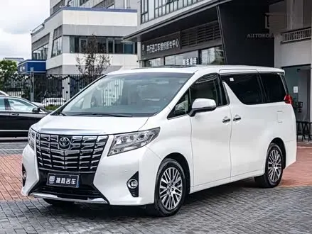 TOYOTA ALPHARD 2015