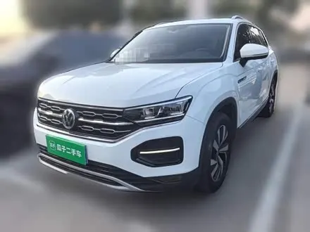 VOLKSWAGEN TAYRON 2021