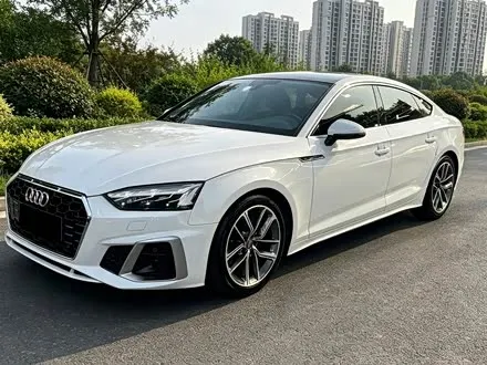 AUDI A5 2021