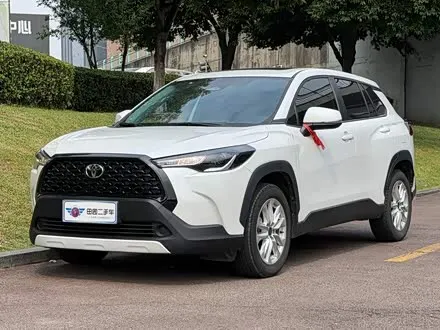 TOYOTA COROLLA CROSS 2024