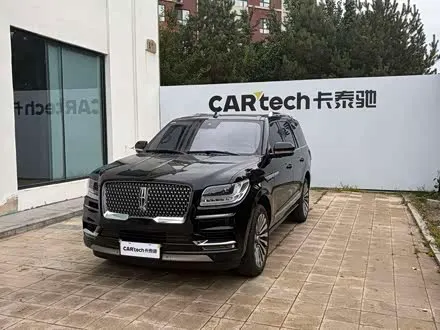 LINCOLN NAVIGATOR 2020