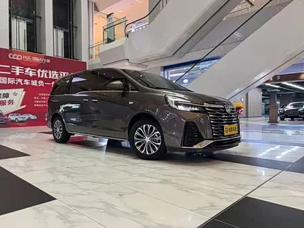 BUICK GL8 — из Китая под ключ