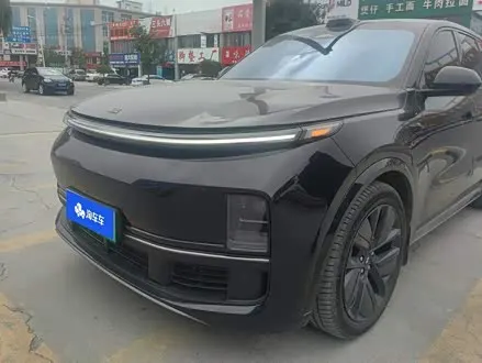 LI AUTO L8 2024