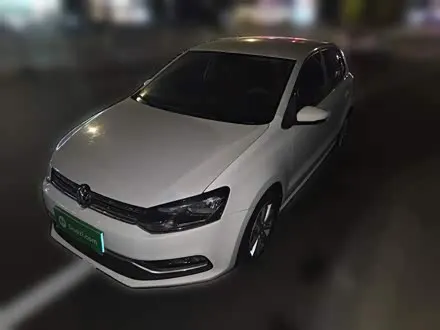 VOLKSWAGEN POLO 2014