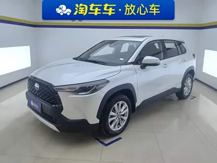 TOYOTA COROLLA CROSS 2024