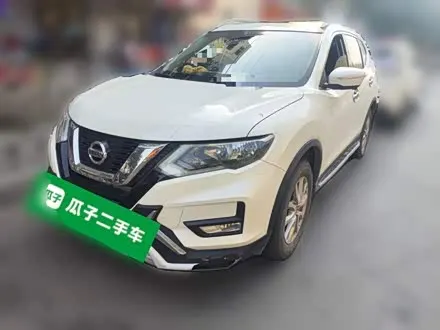 NISSAN X-TRAIL 2019