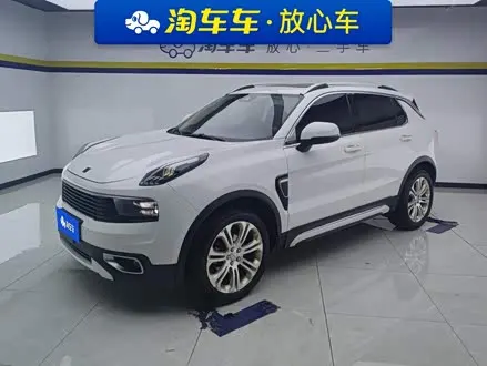 LYNK & CO 01 2017