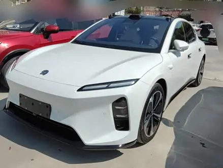 NIO ET5 2025