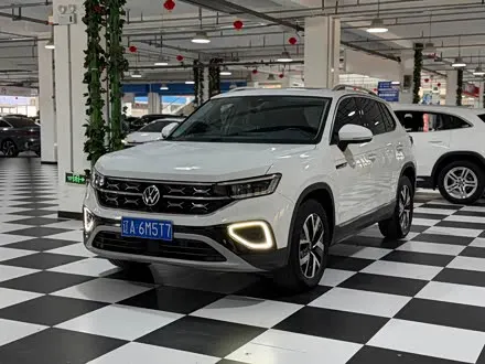 VOLKSWAGEN TAYRON 2023