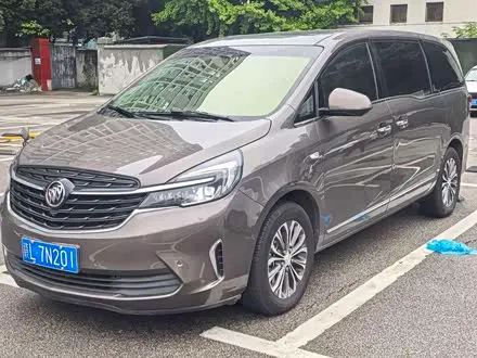 BUICK GL8 — из Китая под ключ