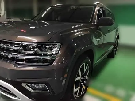 VOLKSWAGEN TERAMONT 2020