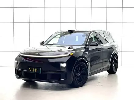 LI AUTO L8 2023