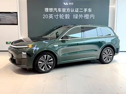 LI AUTO L6 2025