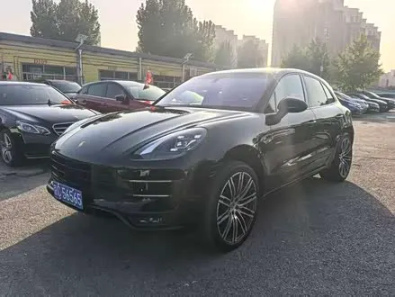 PORSCHE MACAN 2014