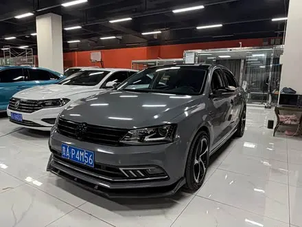 VOLKSWAGEN SAGITAR 2018