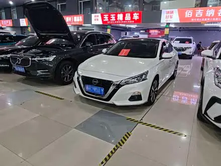 NISSAN TEANA 2021