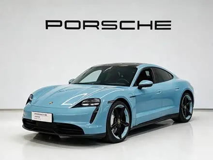 PORSCHE TAYCAN 2020