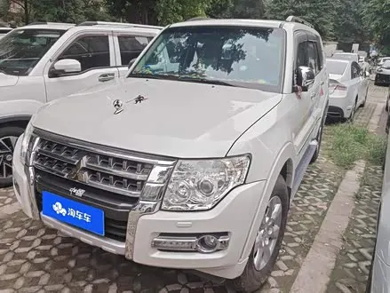 MITSUBISHI PAJERO — из Китая под ключ