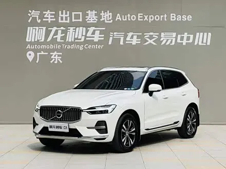 VOLVO XC60 2024