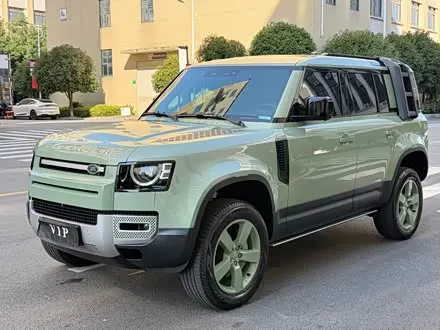 LAND ROVER DEFENDER 2023