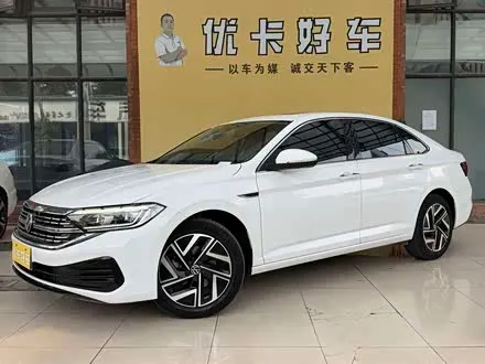 VOLKSWAGEN SAGITAR 2022