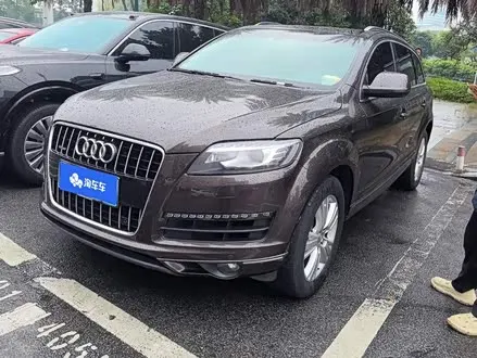 AUDI Q7 2012