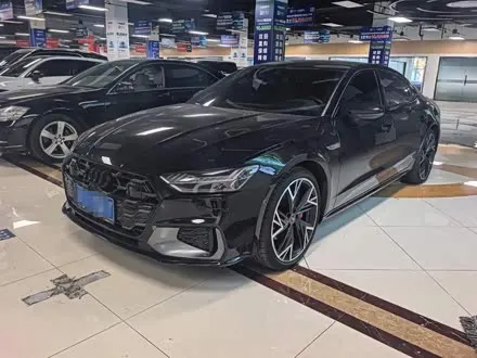 AUDI A7L 2025