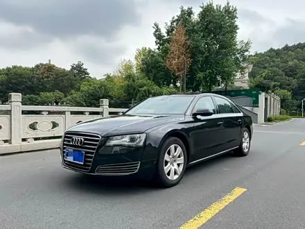 AUDI A8 2012