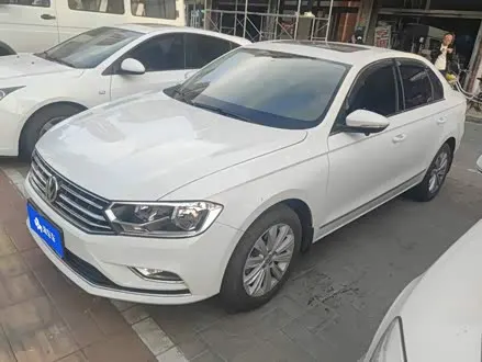 VOLKSWAGEN BORA 2018
