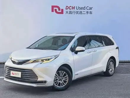 TOYOTA SIENNA 2021
