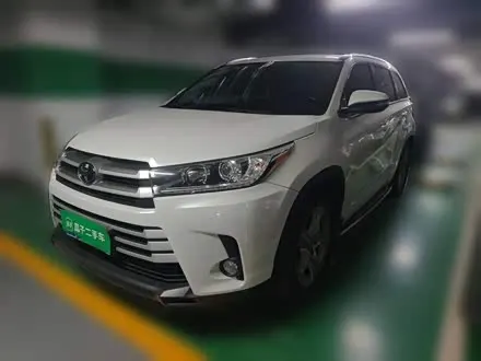 TOYOTA HIGHLANDER 2018