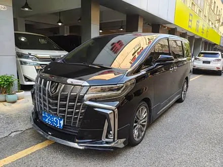 TOYOTA ALPHARD 2018