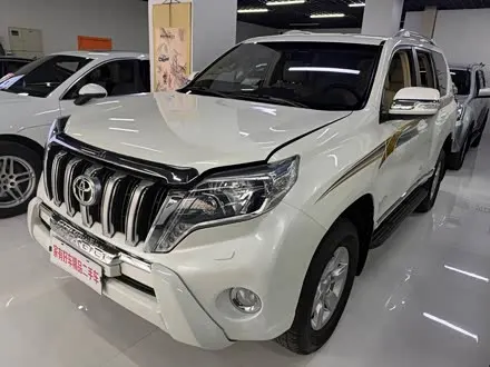 TOYOTA PRADO 2014